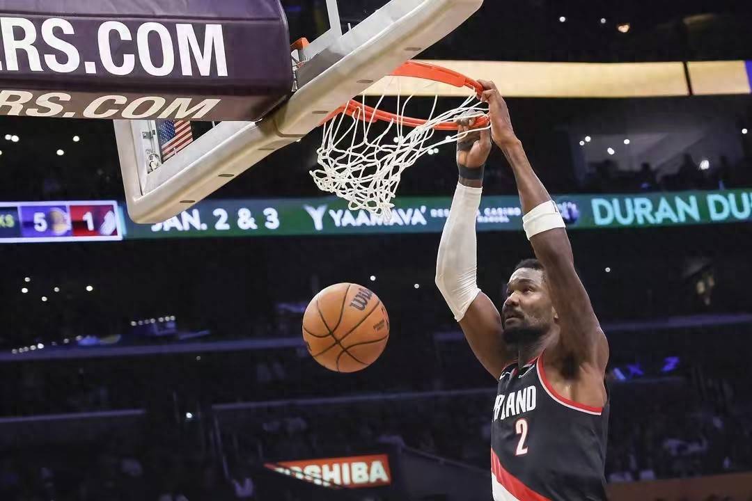 雄鹿遭快船逆袭惨遭两连败