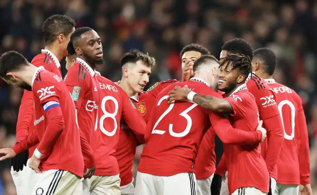 利物浦战平曼联，英超榜首争霸战一触即发