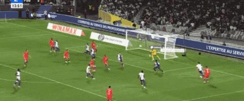 切尔西遭遇惨败，西甲球队轻松击败对手