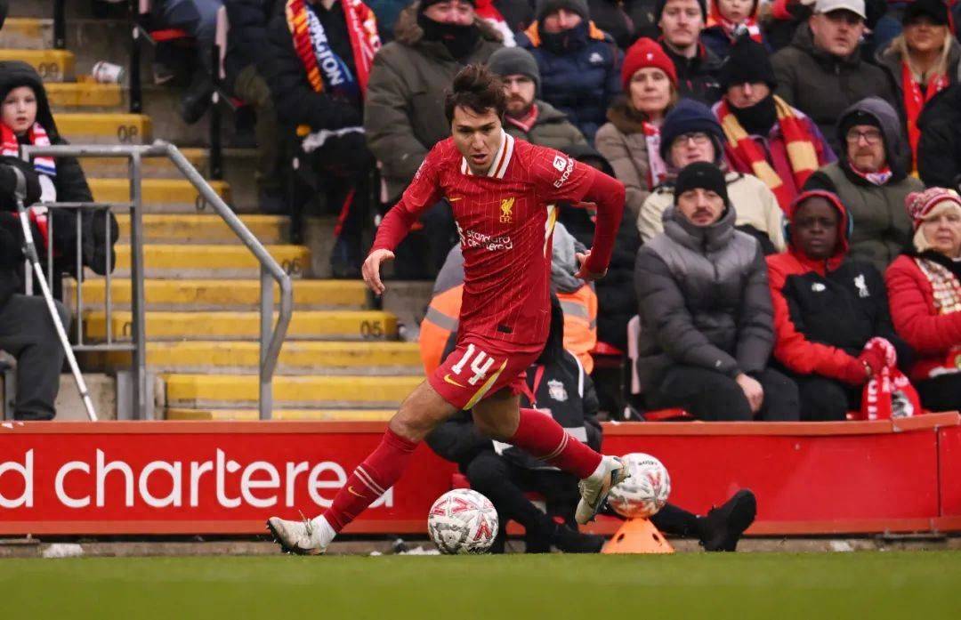 熊猫体育官方-尤文图斯备战利物浦，全队备战状态火热