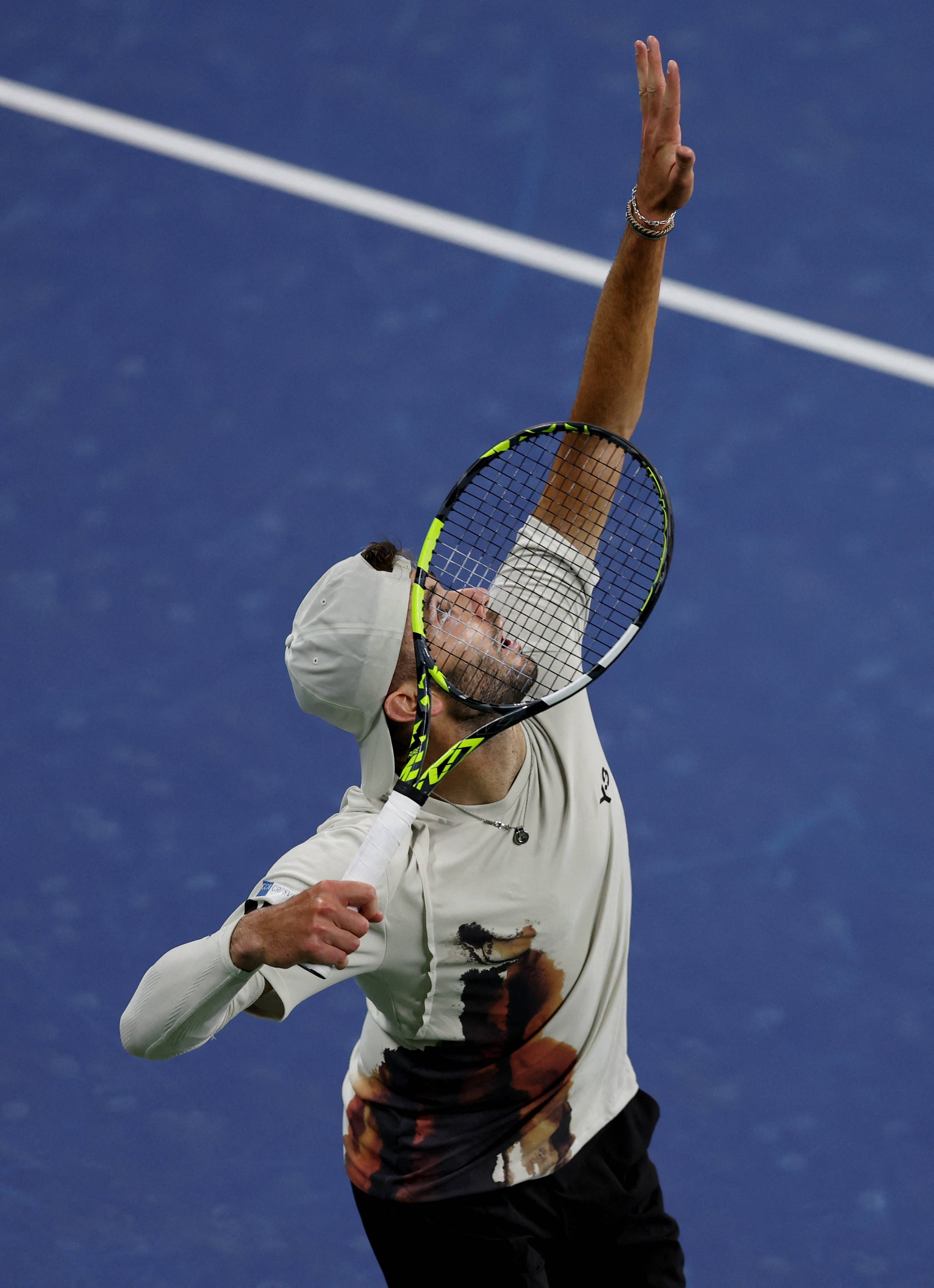 澳大利亚网球队力克英国网球队，兹维列夫统治全场